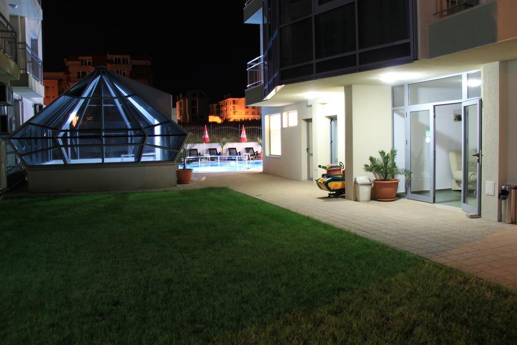 Guest House Ask Primorsko Esterno foto