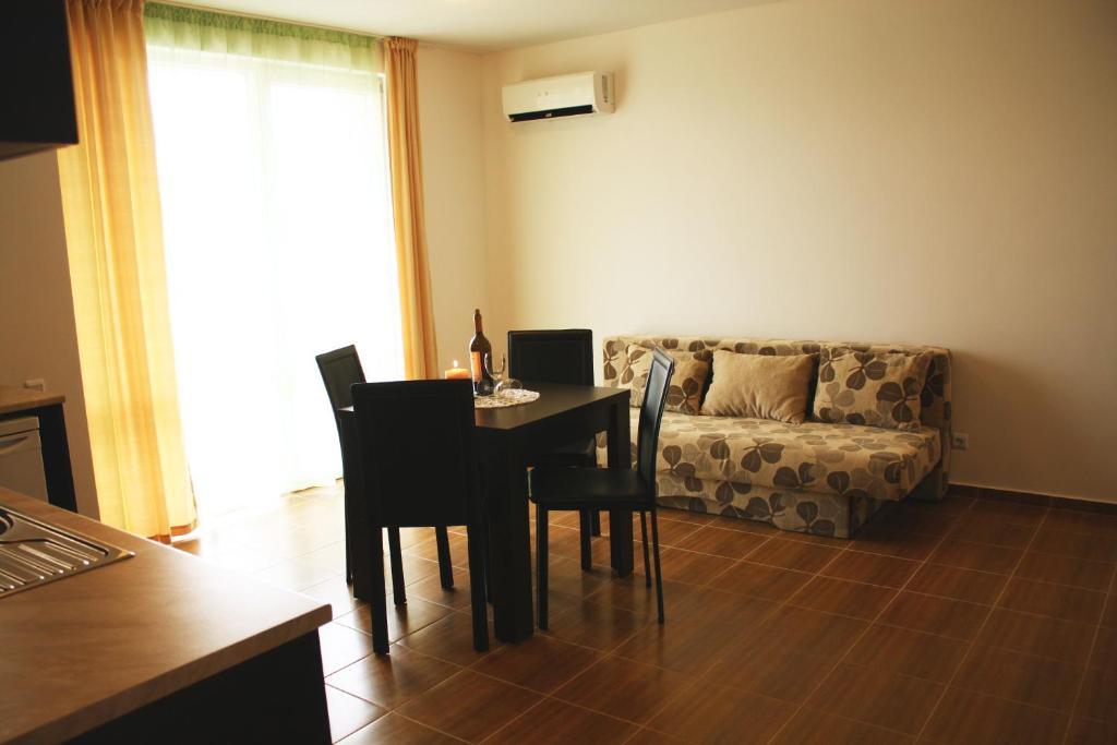 Guest House Ask Primorsko Camera foto