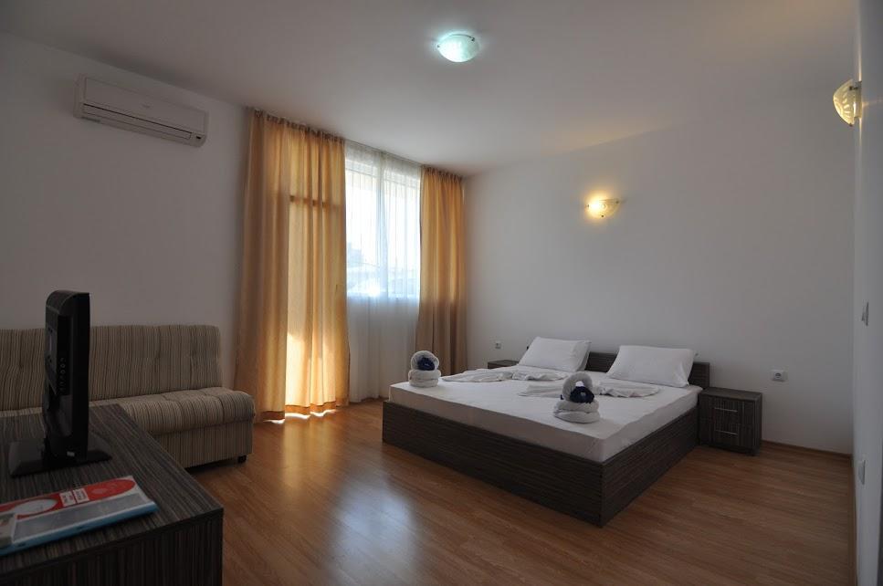 Guest House Ask Primorsko Esterno foto