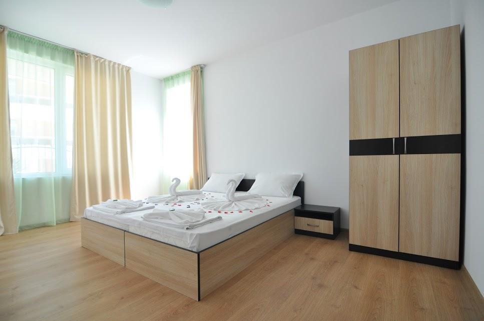 Guest House Ask Primorsko Esterno foto